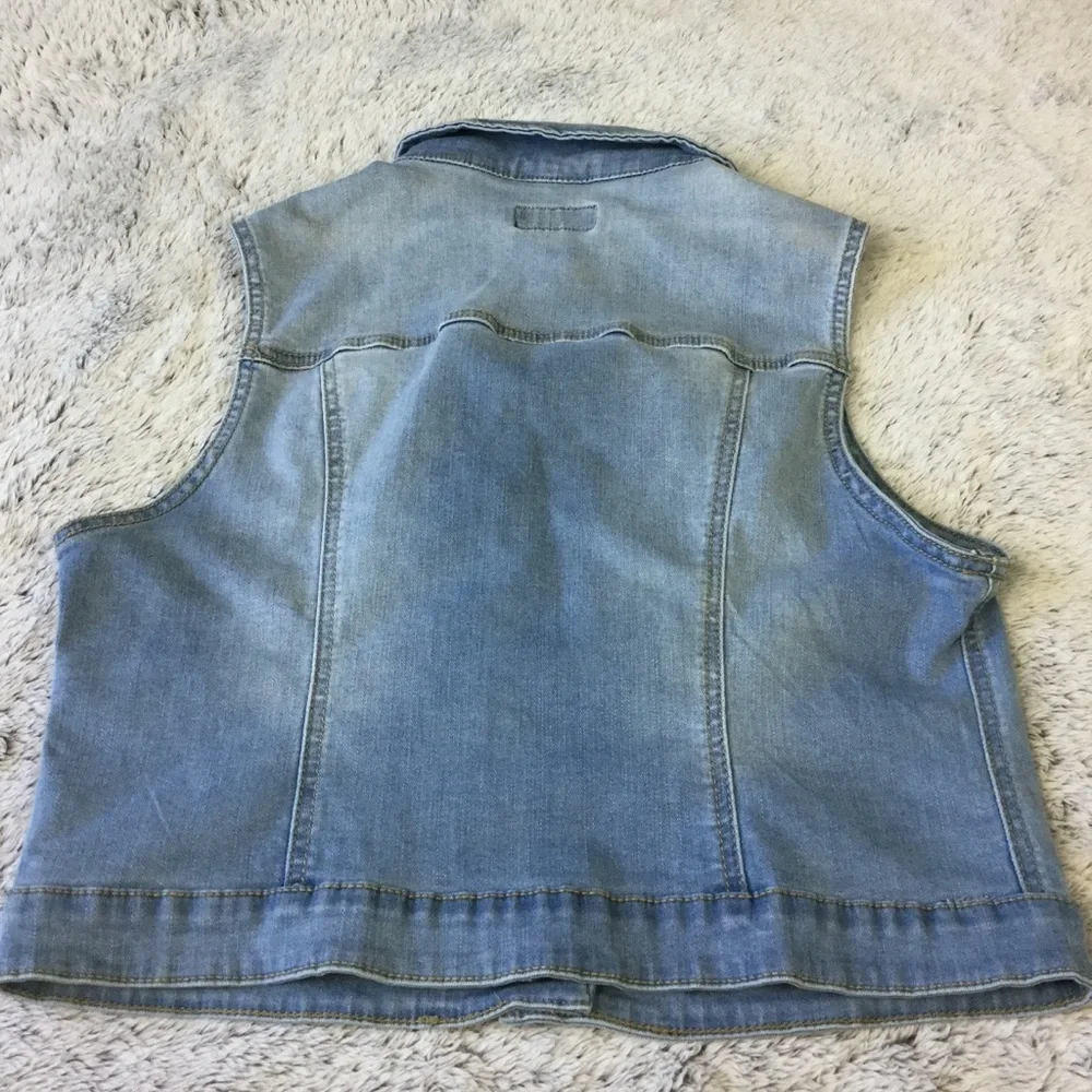Earl Jeans Light Blue Denim Vest - Picture 5 of 11
